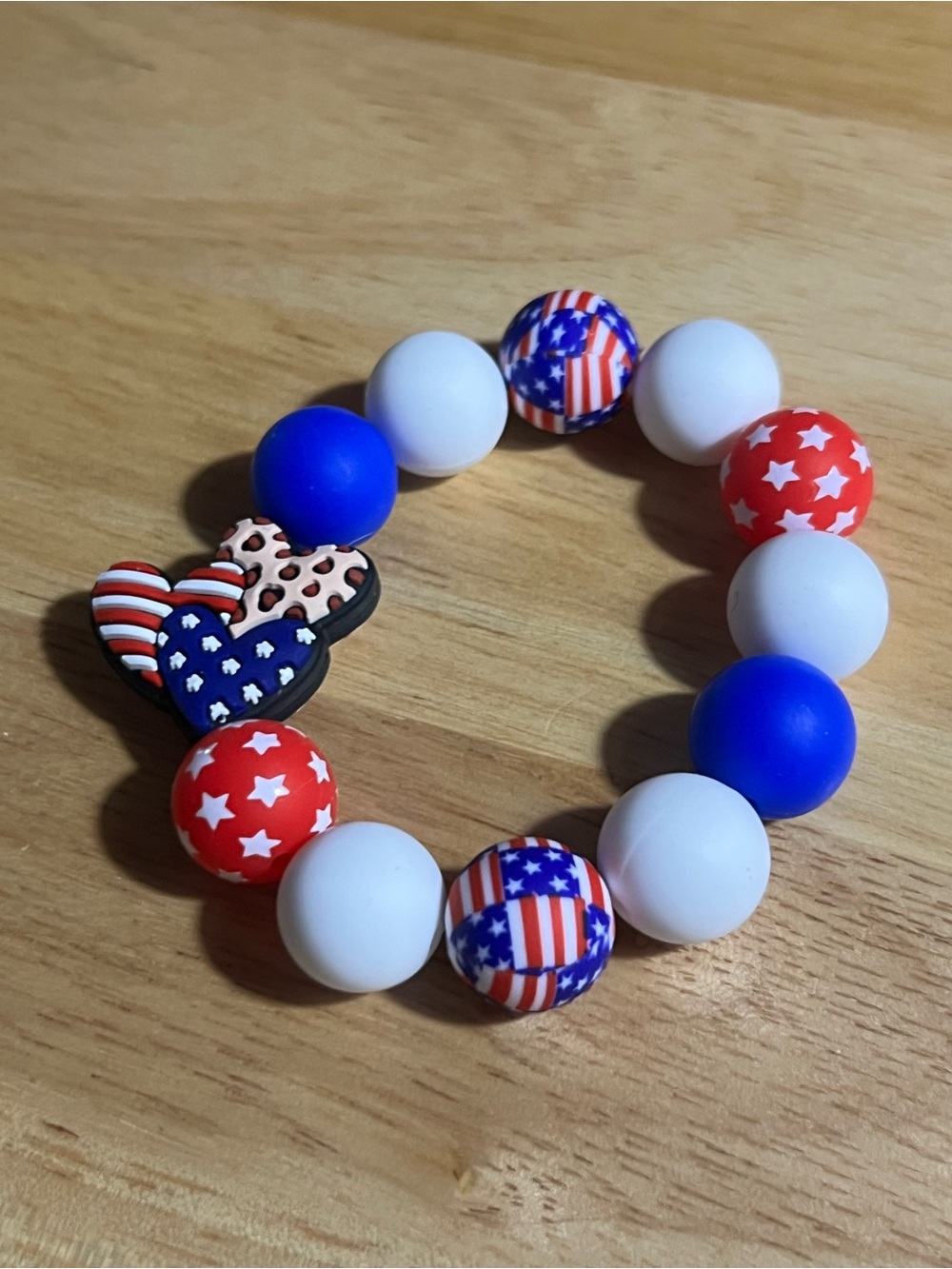 Patriotic Red White and Blue Beaded Kids Bracelet - Unbranded B201
